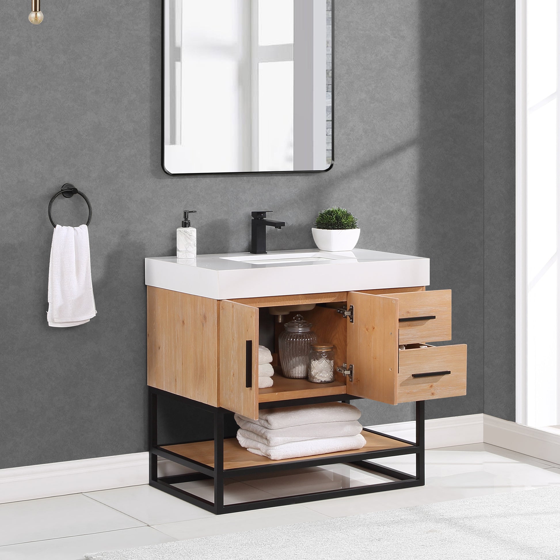 {{ product_title }} by {{ product_vendor }}