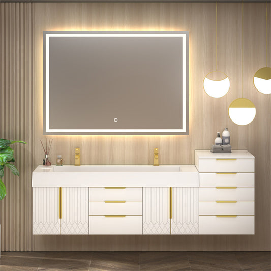 {{ product_title }} by {{ product_vendor }}