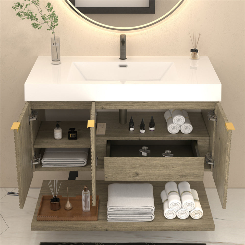 {{ product_title }} by {{ product_vendor }}